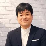 佐藤二朗の嫁の写真は完全非公開！夫の似顔絵で見える容姿の真相