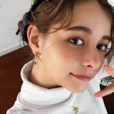 嵐莉菜の母は何者？翻訳家としての経歴と家族愛に注目！
