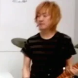 弥吉淳二の高校から始まるバンド活動とメジャーデビュー秘話！