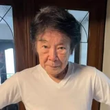 田辺靖雄の難病で歩行困難を克服した夫婦愛とリハビリ記録！