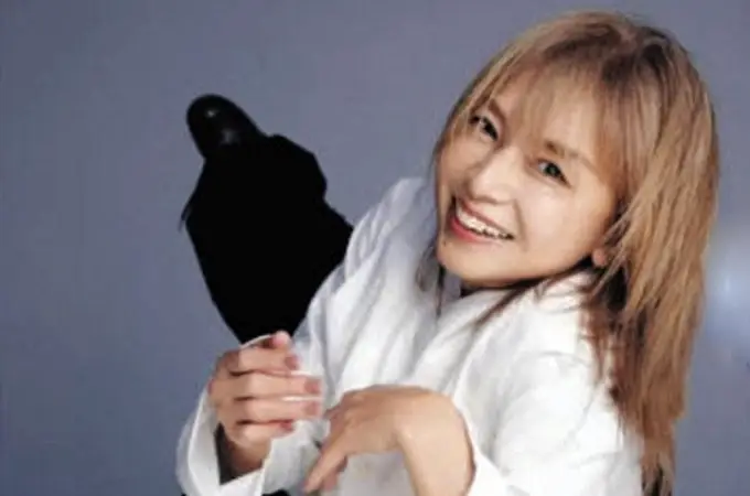 山口智子の激変の真相！若い頃との画像比較と現在の髪型の秘密！